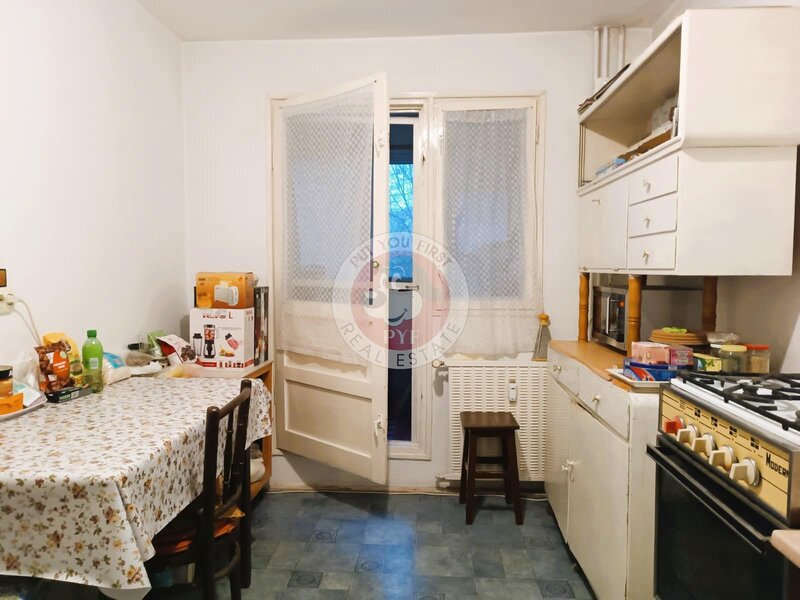 Vis a Vis Kaufland Vitan | 4 camere | Necesita renovare | 86mp | B12325